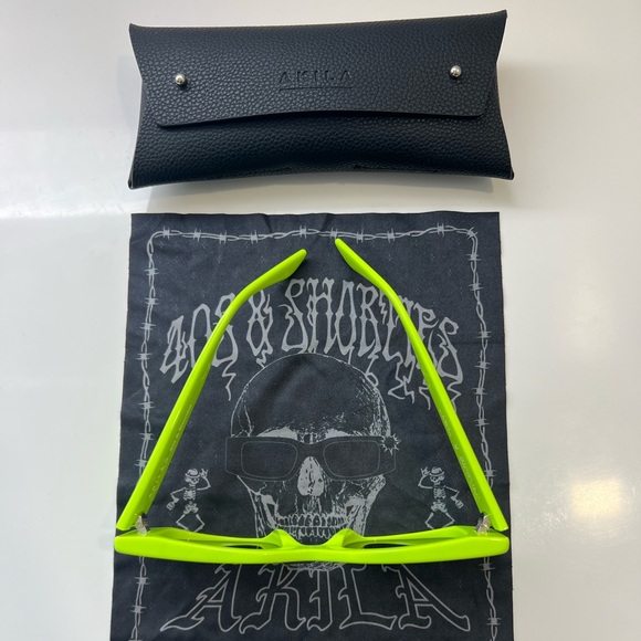 Akila X 40s & Shorties - Persona Frames - Picture 2 of 7